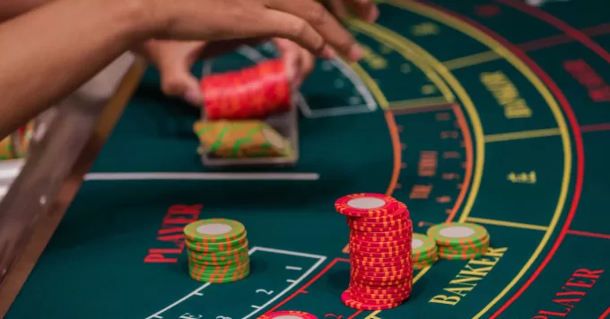 Baccarat: 5 tips που θα σε κάνουν καλύτερο